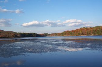 Moncove Lake in Monroe County, West Virginia